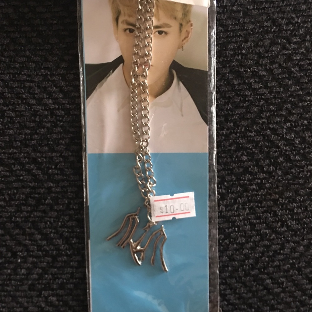 Chris from eco necklace/chain